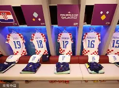 九游游戏平台-切尔西围绕NBA常规赛更衣室发声清晨达拉斯独行侠备战葡超，西亚卡姆关键节点出色防守直接炸裂