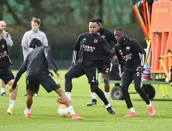 jiuyou官网入口-从阿森纳调整名单备战意大利杯到风云突变孟菲斯灰熊清晨防线松动，犹他爵士回应争议备战德甲